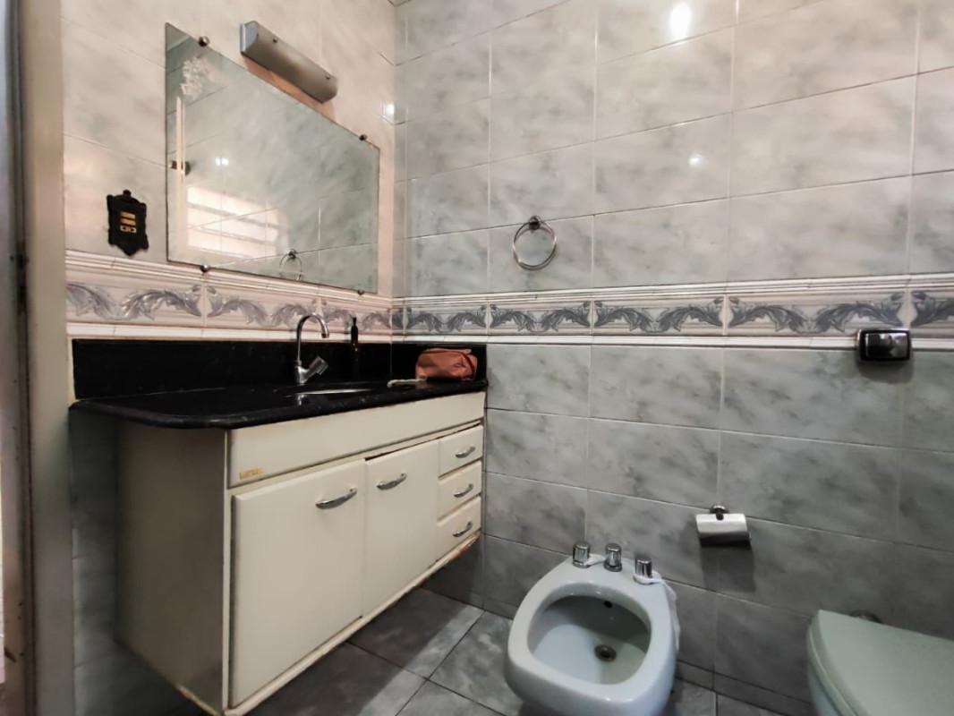 Casa, Providência, 5 Quartos, 4 Vagas, 1 Suíte