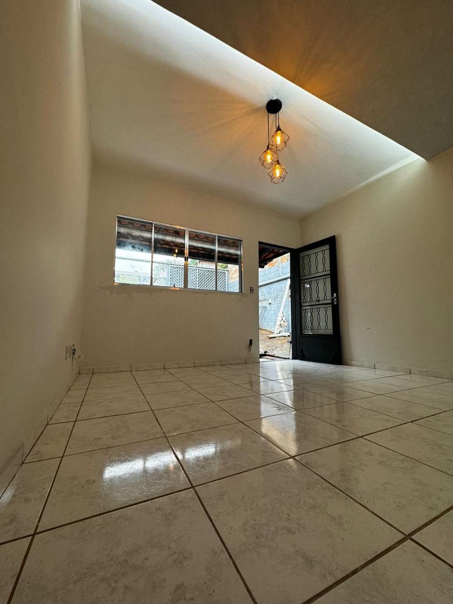 Casa, Resplendor, 2 Quartos, 2 Vagas