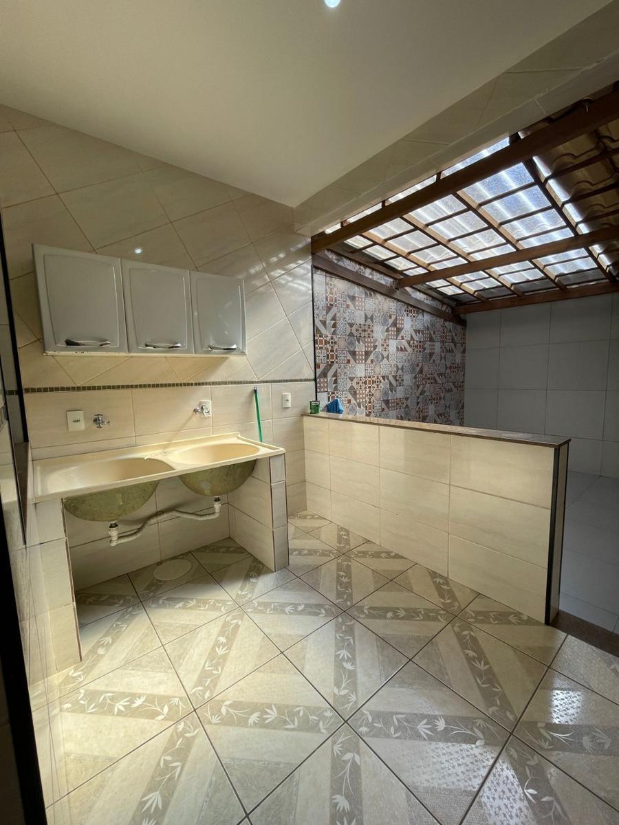 Casa, São José, 2 Quartos, 3 Vagas, 1 Suíte