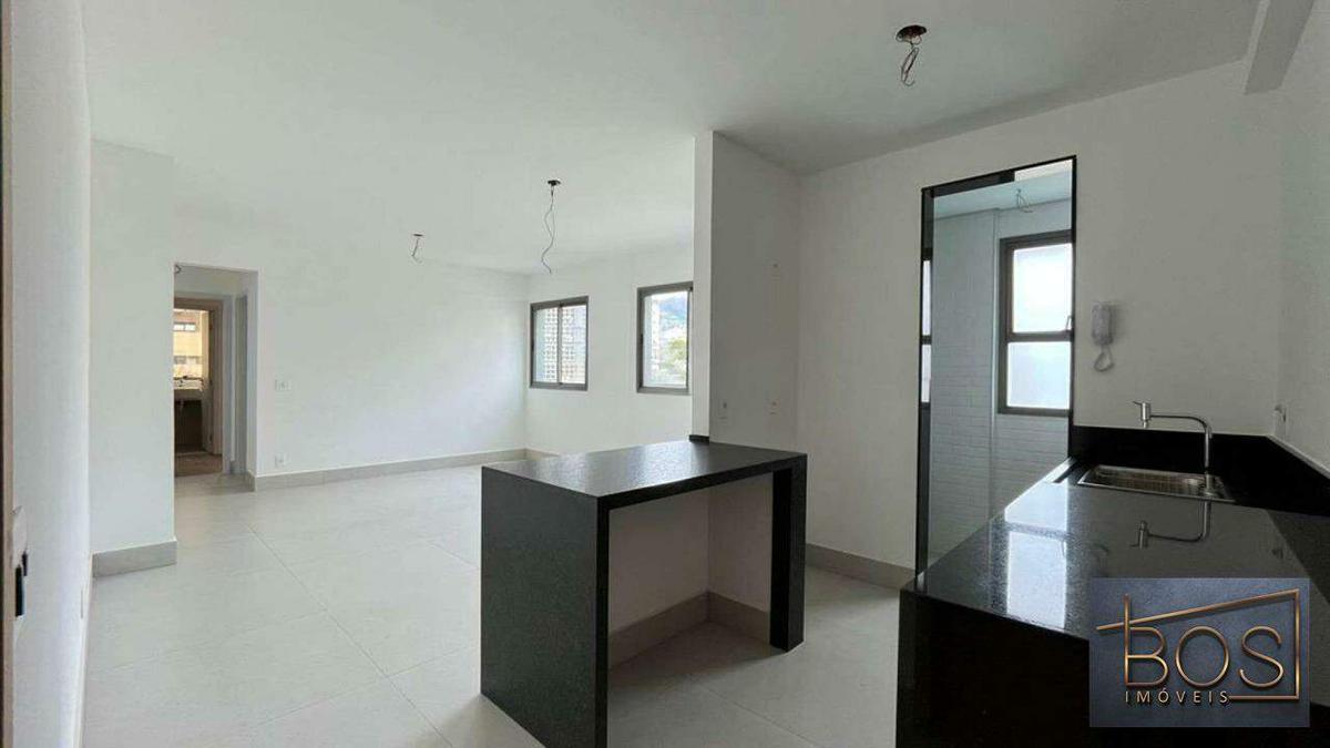 Apartamento, Funcionários, 2 Quartos, 2 Vagas, 1 Suíte
