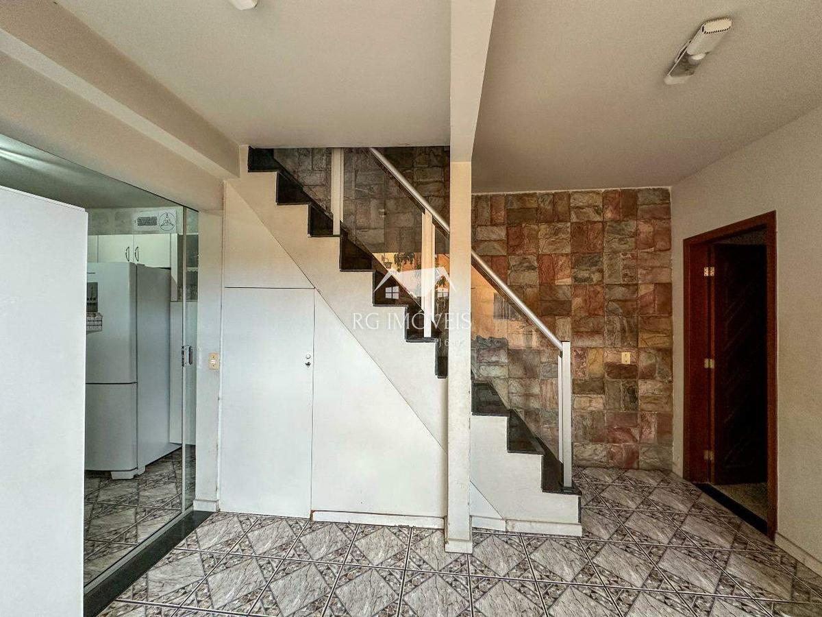 Casa, Conjunto Ademar Maldonado, 5 Quartos, 4 Vagas, 2 Suítes