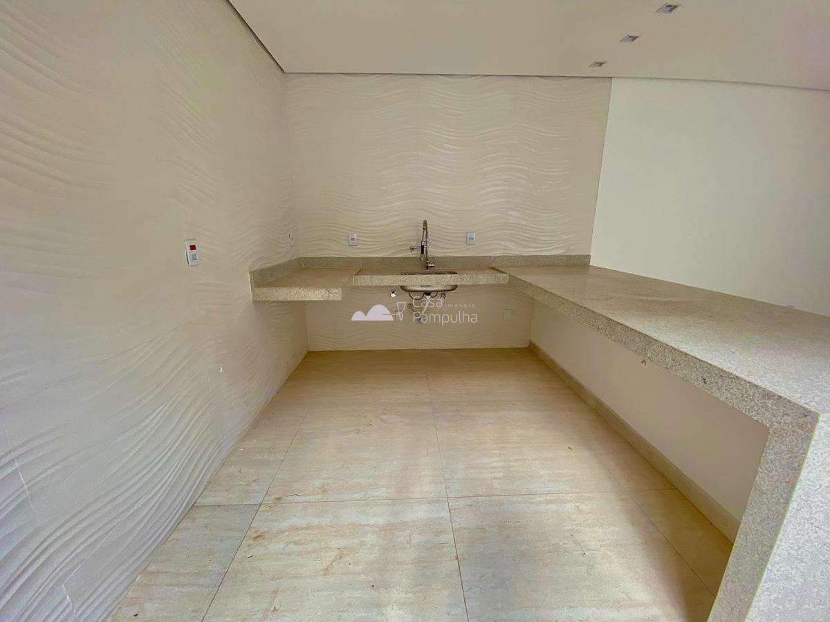 Casa, Paquetá, 3 Quartos, 4 Vagas, 1 Suíte