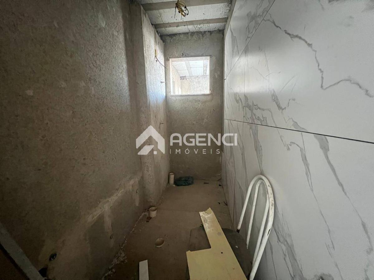 Casa, Pedra Azul, 2 Quartos, 0 Vaga, 1 Suíte