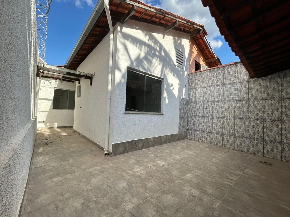 Casa, Jardim Verona, 2 Quartos, 2 Vagas