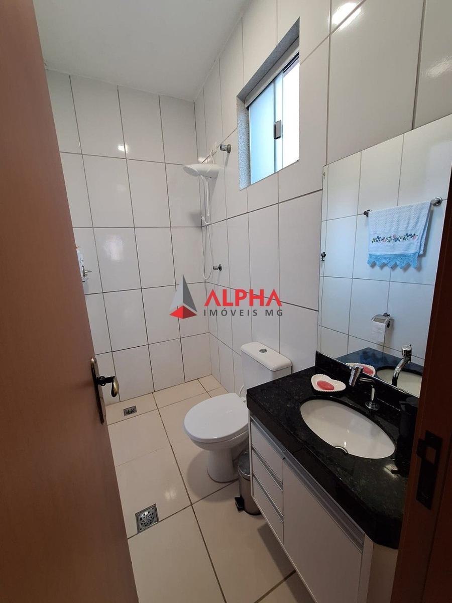 Casa, Palmeiras, 3 Quartos, 4 Vagas, 1 Suíte