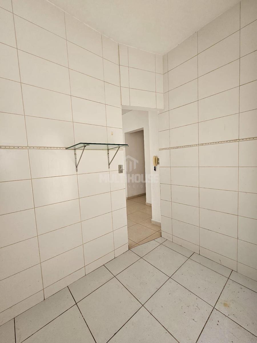 Casa, Itapoã, 2 Quartos, 0 Vaga