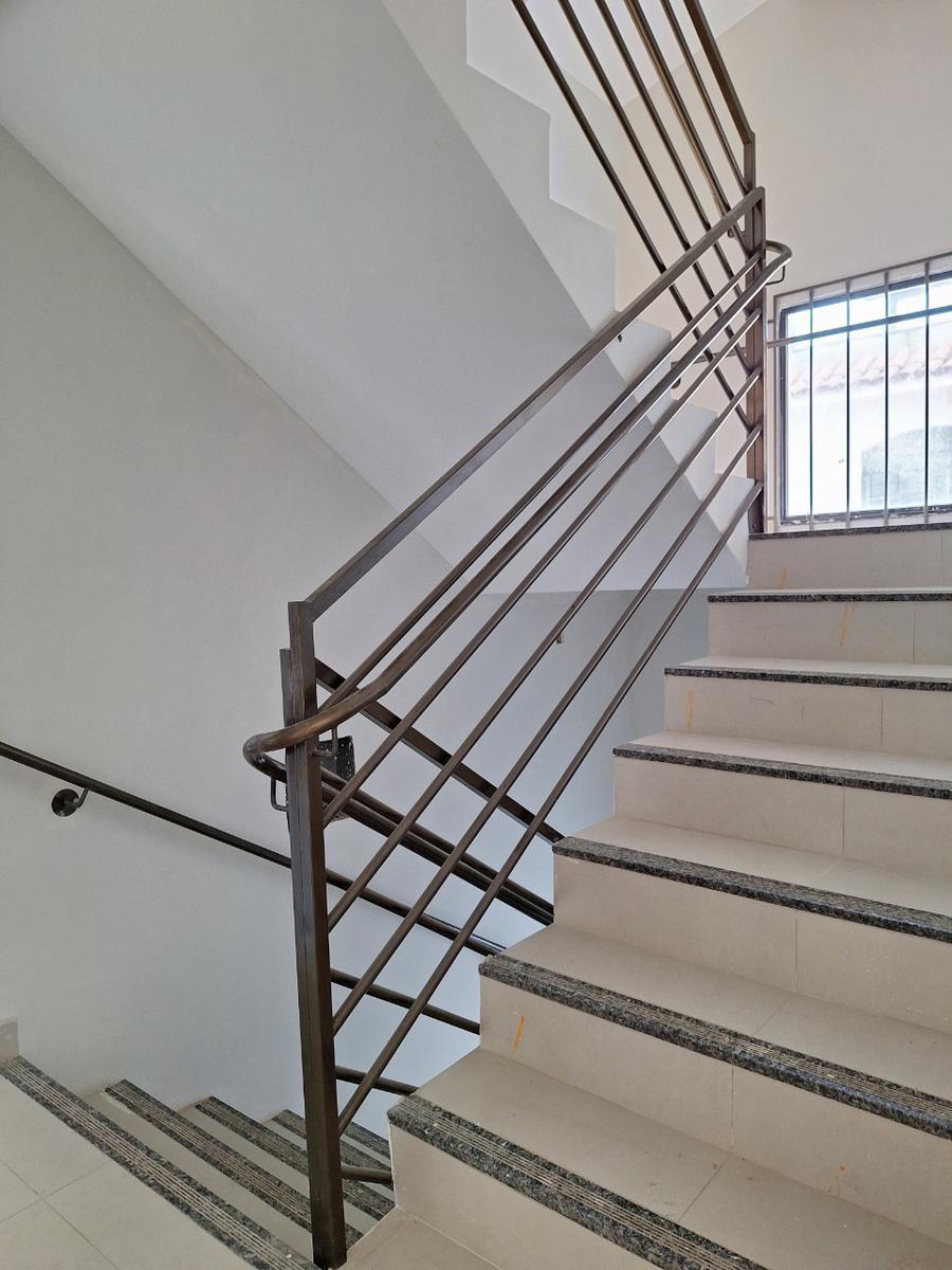 Apartamento, Sagrada Família, 3 Quartos, 2 Vagas, 1 Suíte