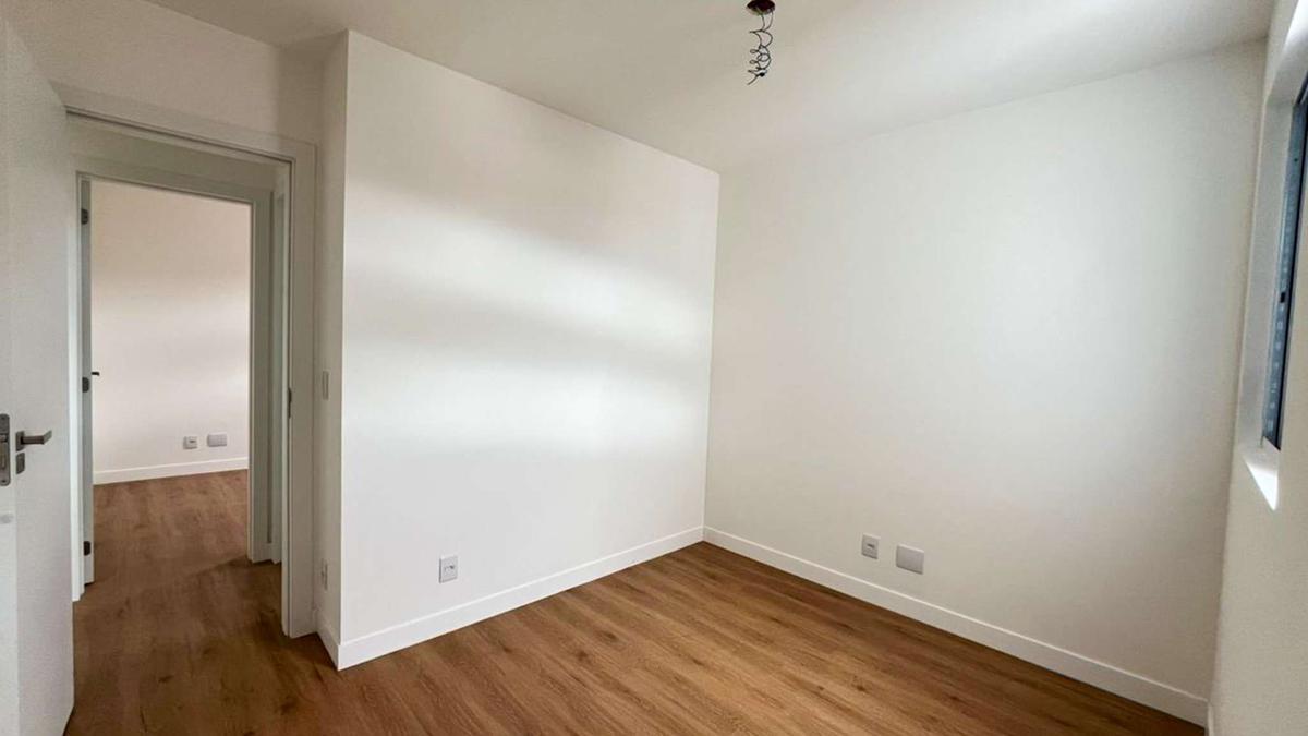Apartamento, Sagrada Família, 3 Quartos, 2 Vagas, 1 Suíte