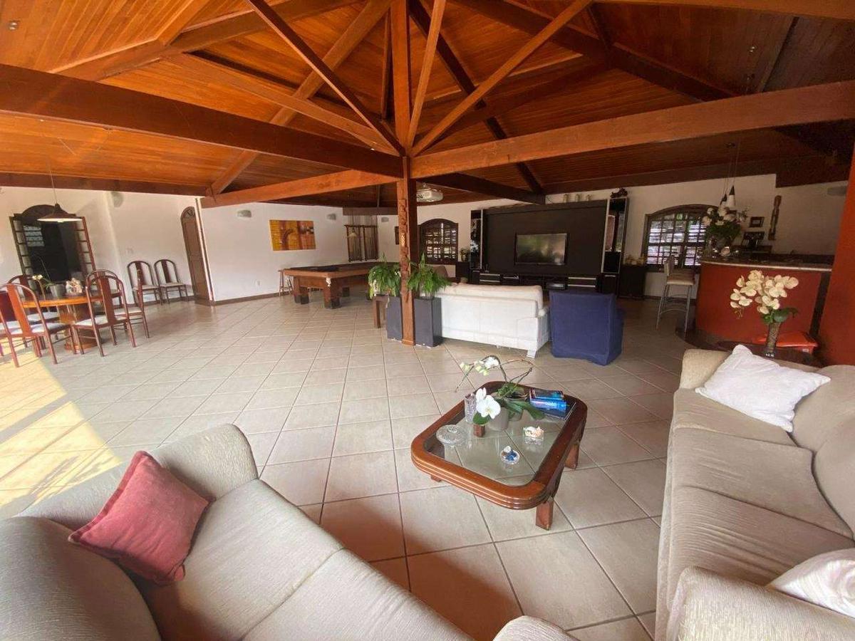 Casa, Santa Lúcia, 5 Quartos, 4 Vagas, 3 Suítes