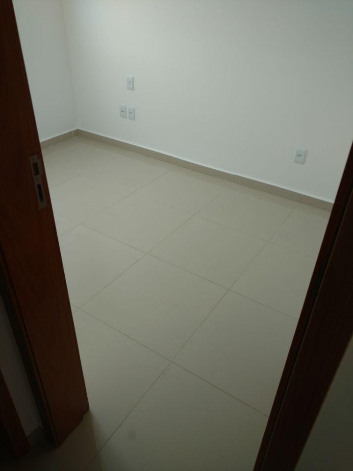 Apartamento, Santa Mônica, 2 Quartos, 1 Vaga