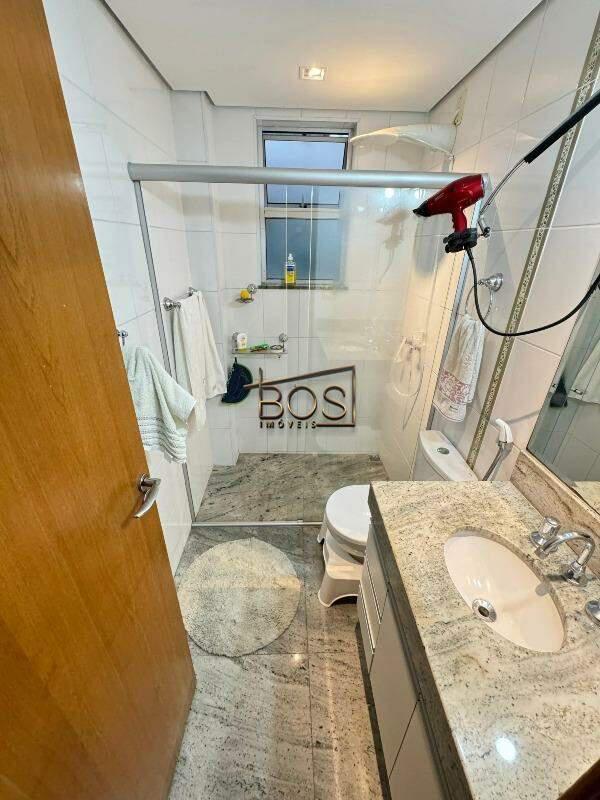 Apartamento, União, 3 Quartos, 5 Vagas, 1 Suíte