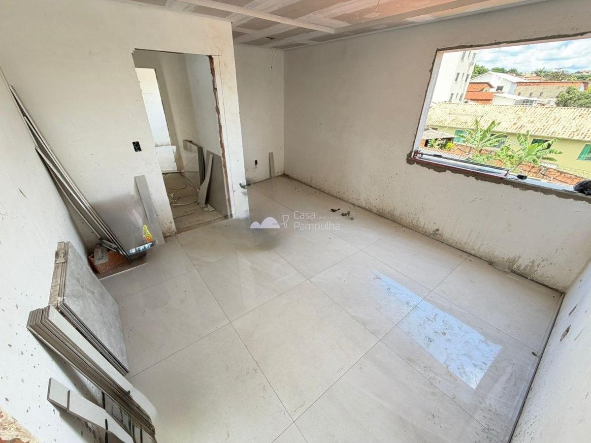 Apartamento, Santa Mônica, 2 Quartos, 1 Vaga