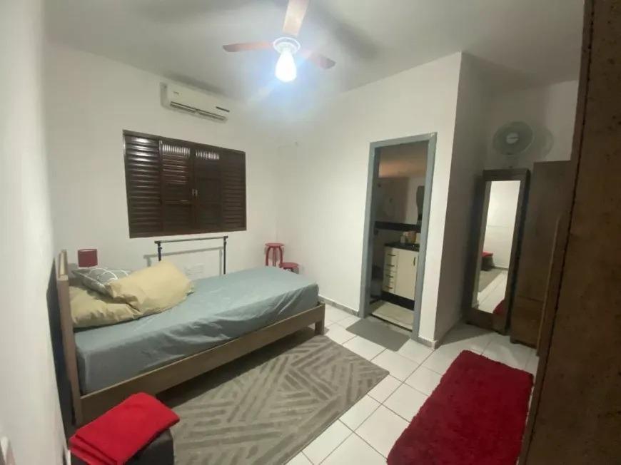 Casa, Jardim Leblon, 2 Quartos, 5 Vagas, 1 Suíte