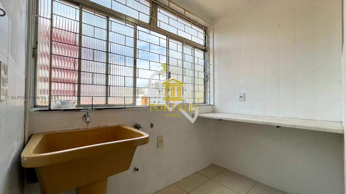 Apartamento, Vila Paris, 3 Quartos, 2 Vagas, 1 Suíte