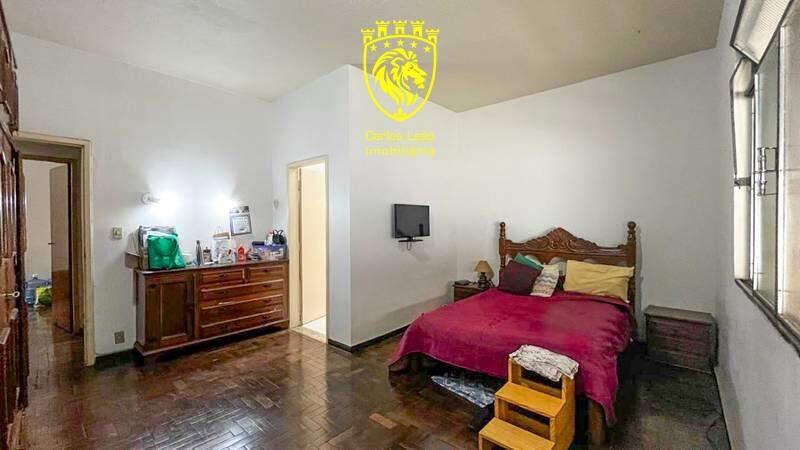 Casa, Santa Terezinha, 4 Quartos, 5 Vagas, 1 Suíte