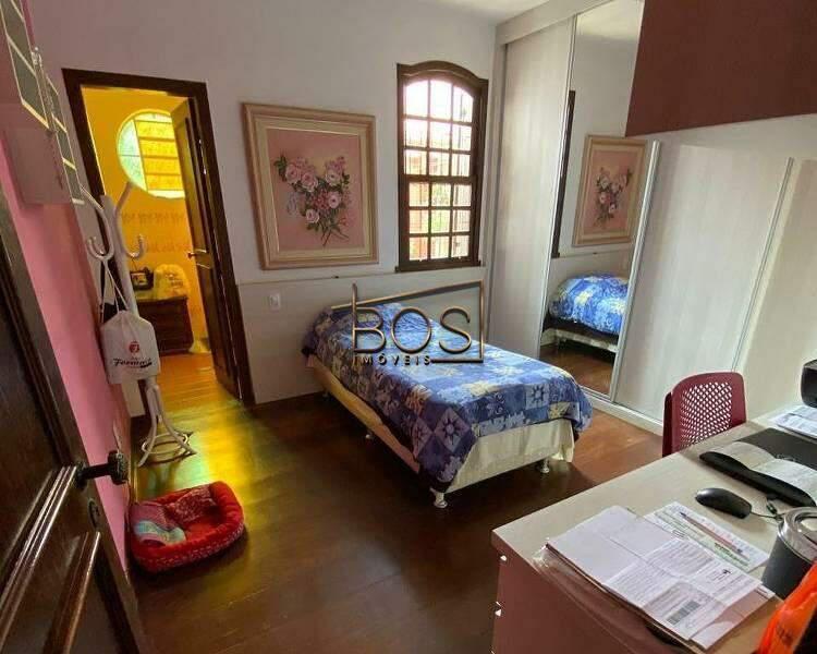 Casa, Santa Lúcia, 5 Quartos, 4 Vagas, 3 Suítes