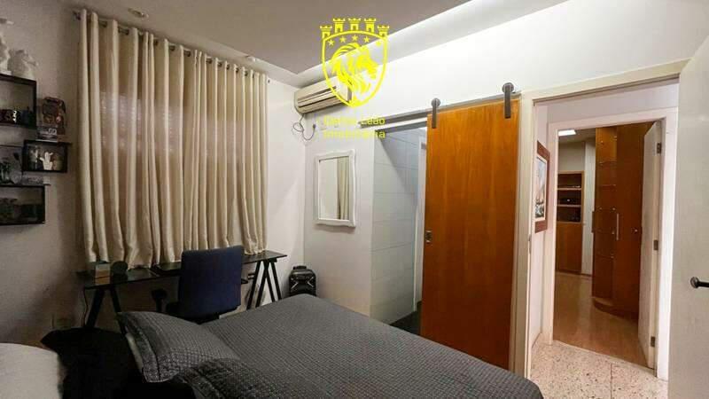 Casa, Paquetá, 4 Quartos, 5 Vagas, 2 Suítes