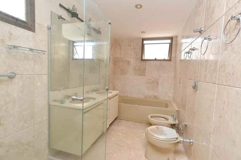 Apartamento, Funcionários, 4 Quartos, 3 Vagas, 2 Suítes