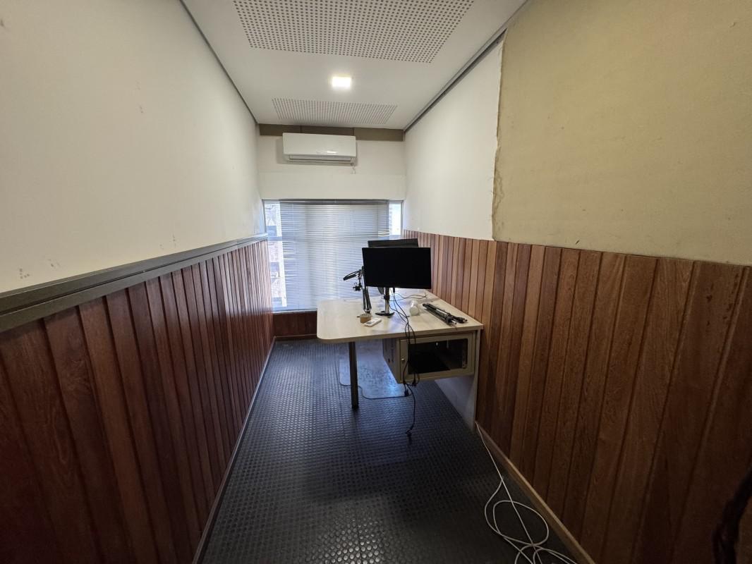 Andar, Centro, 0 Quarto, 10 Vagas