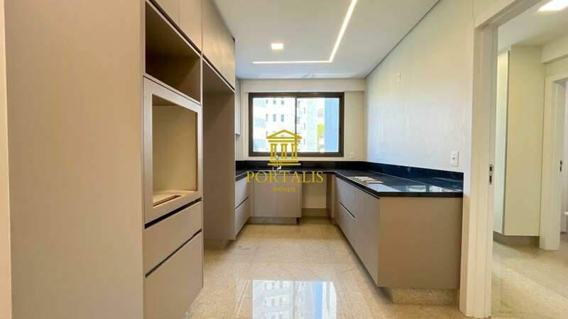 Apartamento, Serra, 4 Quartos, 3 Vagas, 4 Suítes