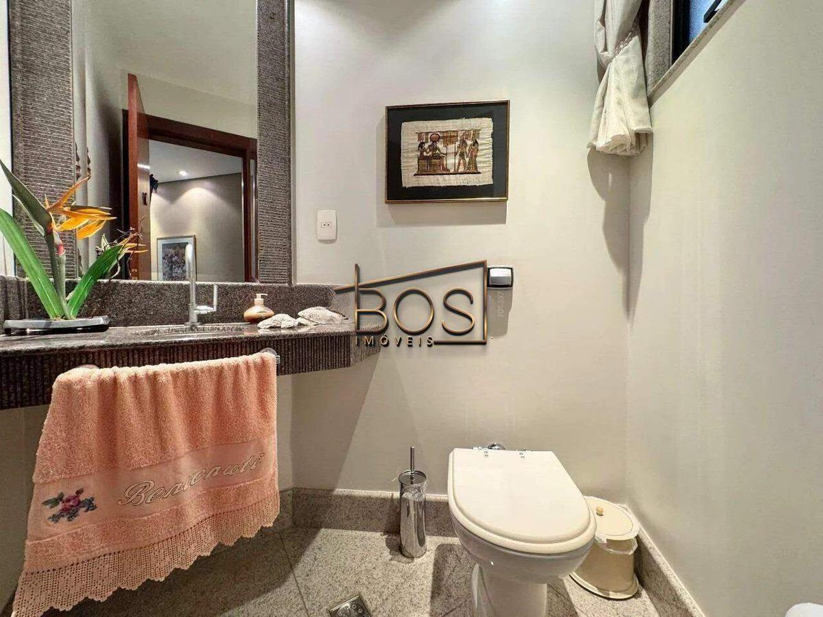 Apartamento, Funcionários, 4 Quartos, 4 Vagas, 2 Suítes