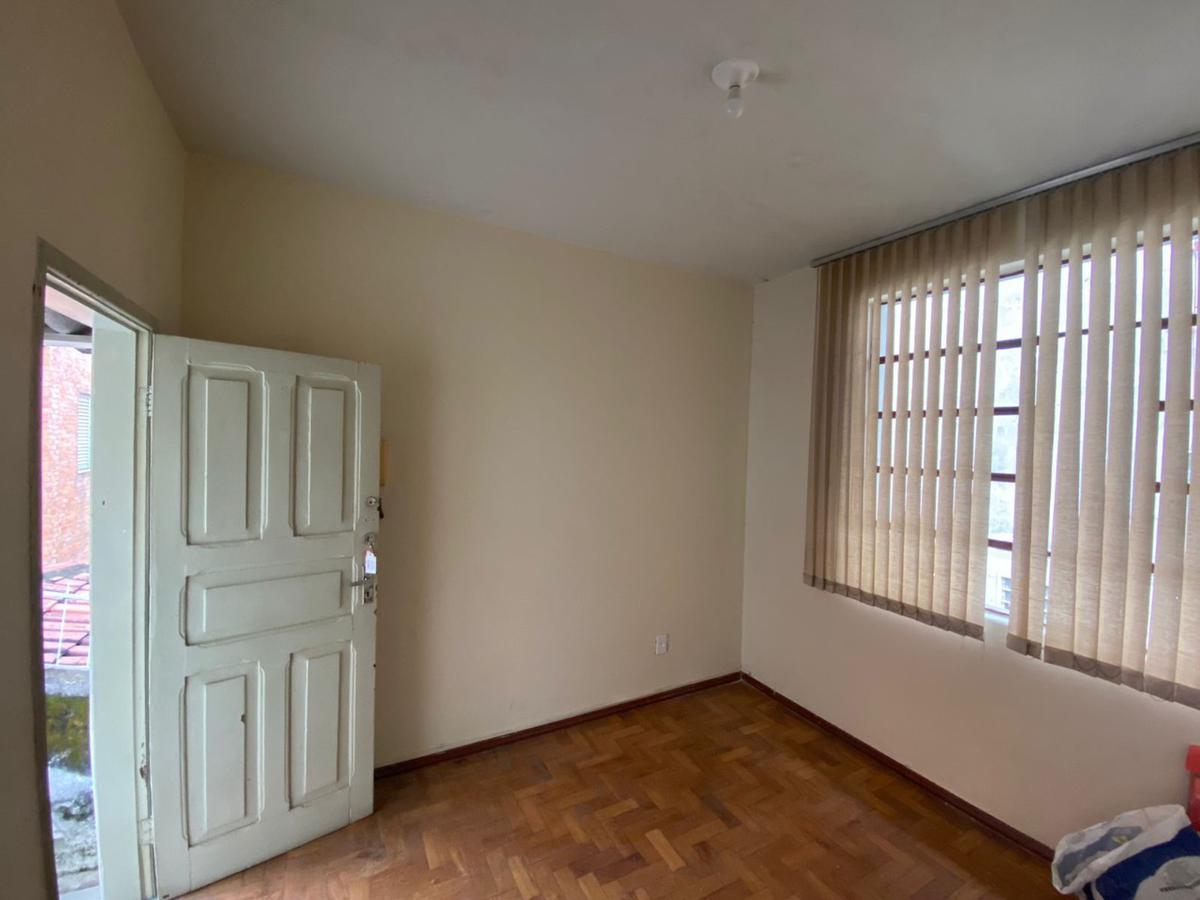 Casa, Colégio Batista, 4 Quartos, 2 Vagas, 1 Suíte