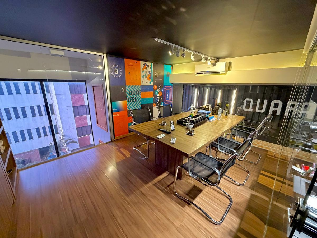 Sala, São José, 0 Quarto, 2 Vagas