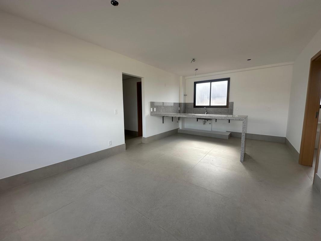 Cobertura, Esplanada, 4 Quartos, 2 Vagas, 1 Suíte