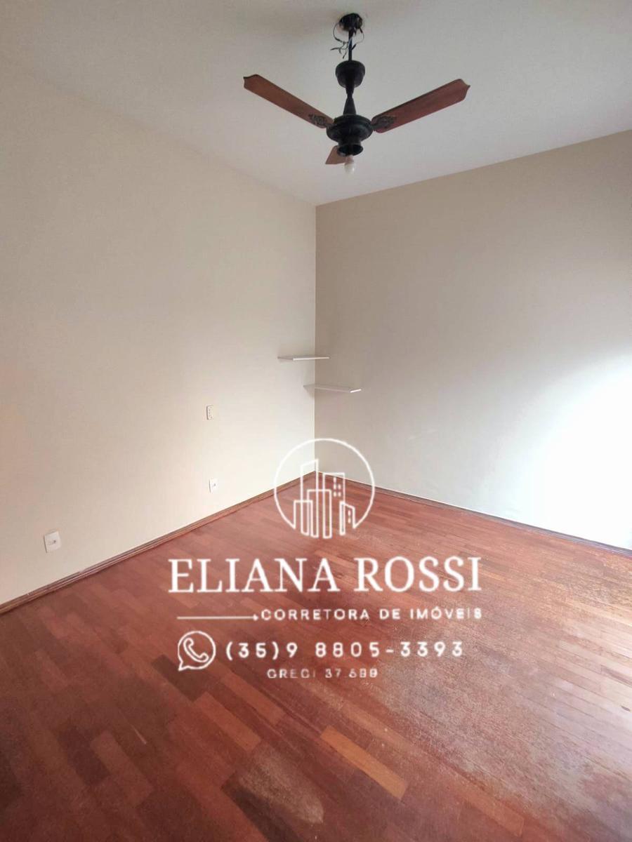 Casa, Centro, 4 Quartos, 5 Vagas, 1 Suíte