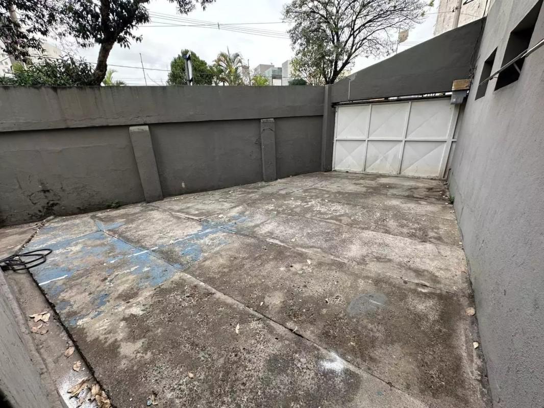 Casa Comercial, Prado, 0 Quarto, 9 Vagas