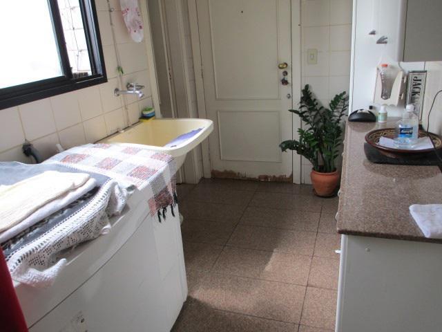 Apartamento, Funcionários, 4 Quartos, 2 Vagas, 1 Suíte