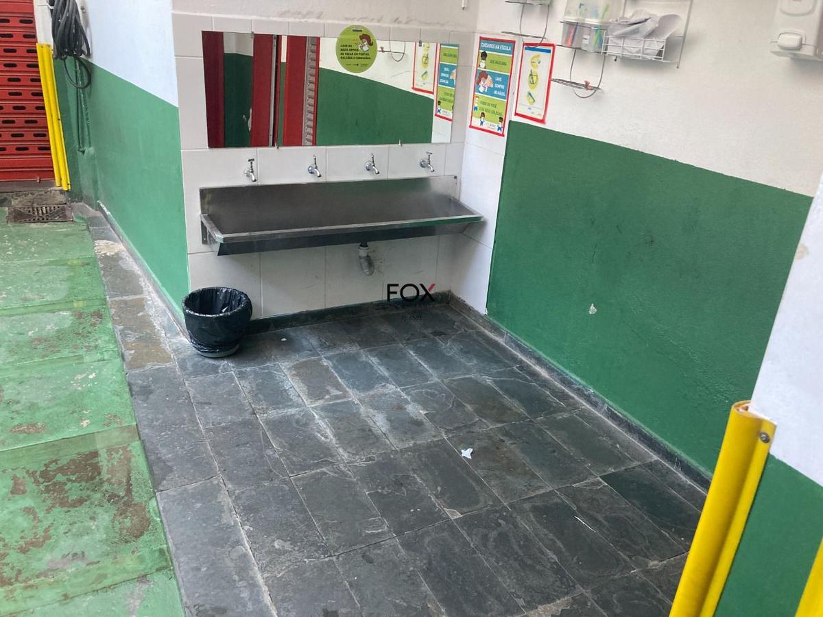 Prédio, Lourdes, 0 Quarto, 10 Vagas