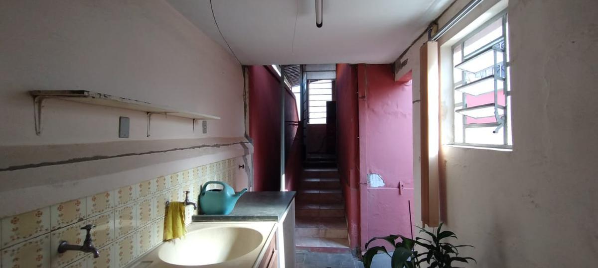 Casa, Cachoeirinha, 6 Quartos, 3 Vagas, 1 Suíte