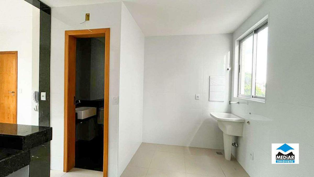 Apartamento, Vila Paris, 2 Quartos, 2 Vagas, 2 Suítes