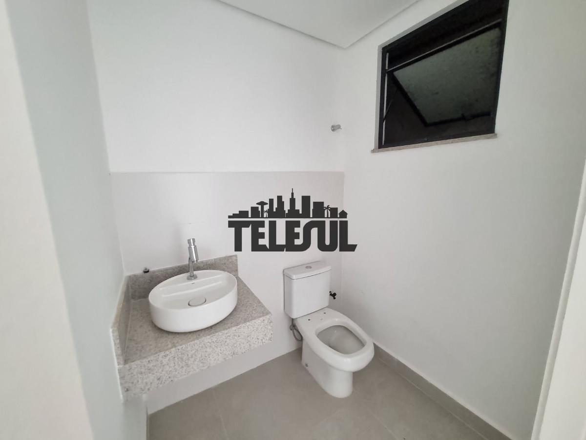 Galpão, Centro, 0 Quarto, 1 Vaga