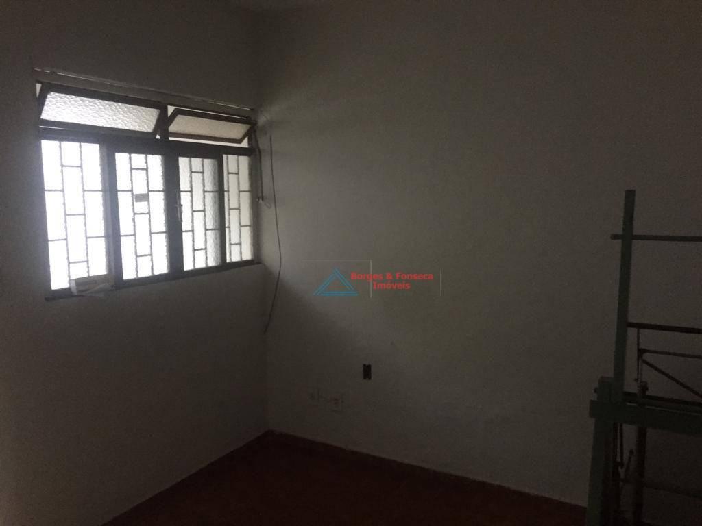 Casa, Centro, 2 Quartos, 0 Vaga