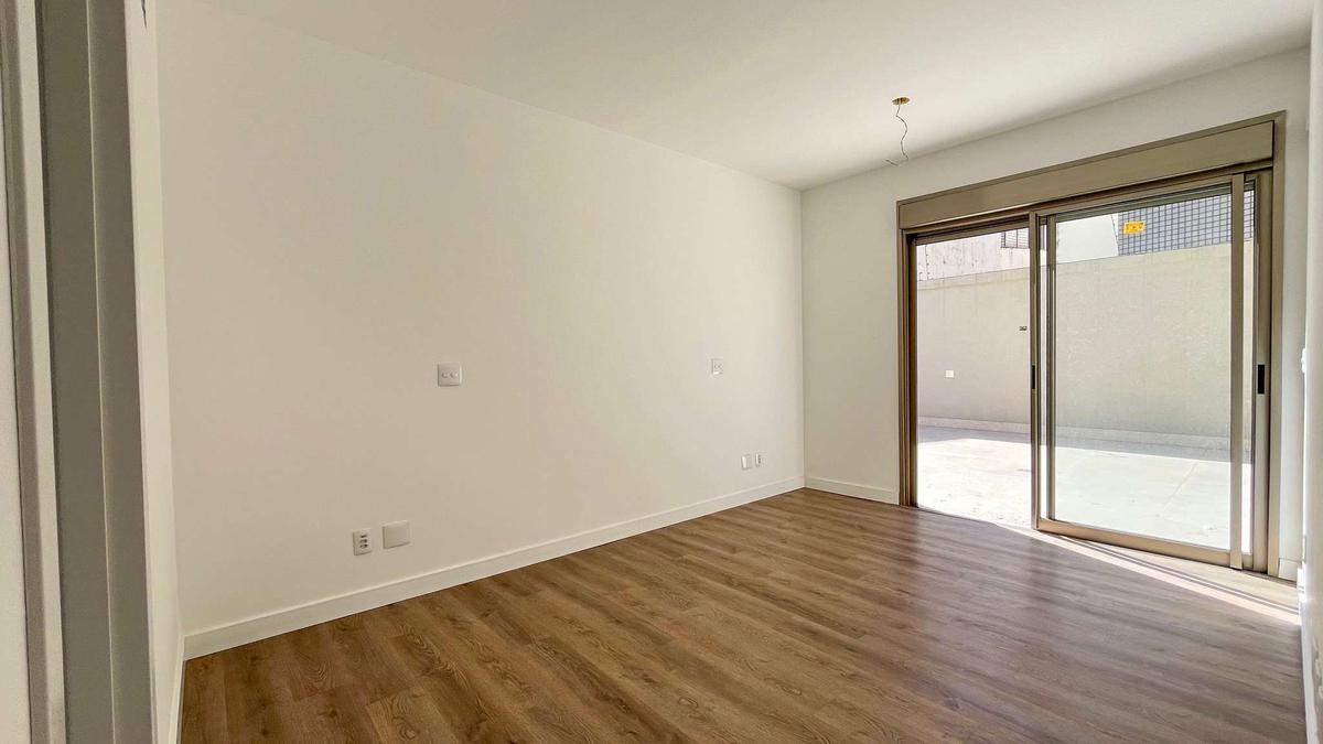 Apartamento, Cruzeiro, 4 Quartos, 4 Vagas, 2 Suítes