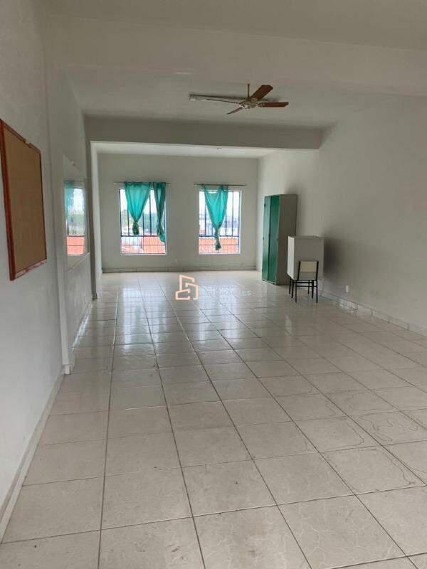 Andar, Milionários
