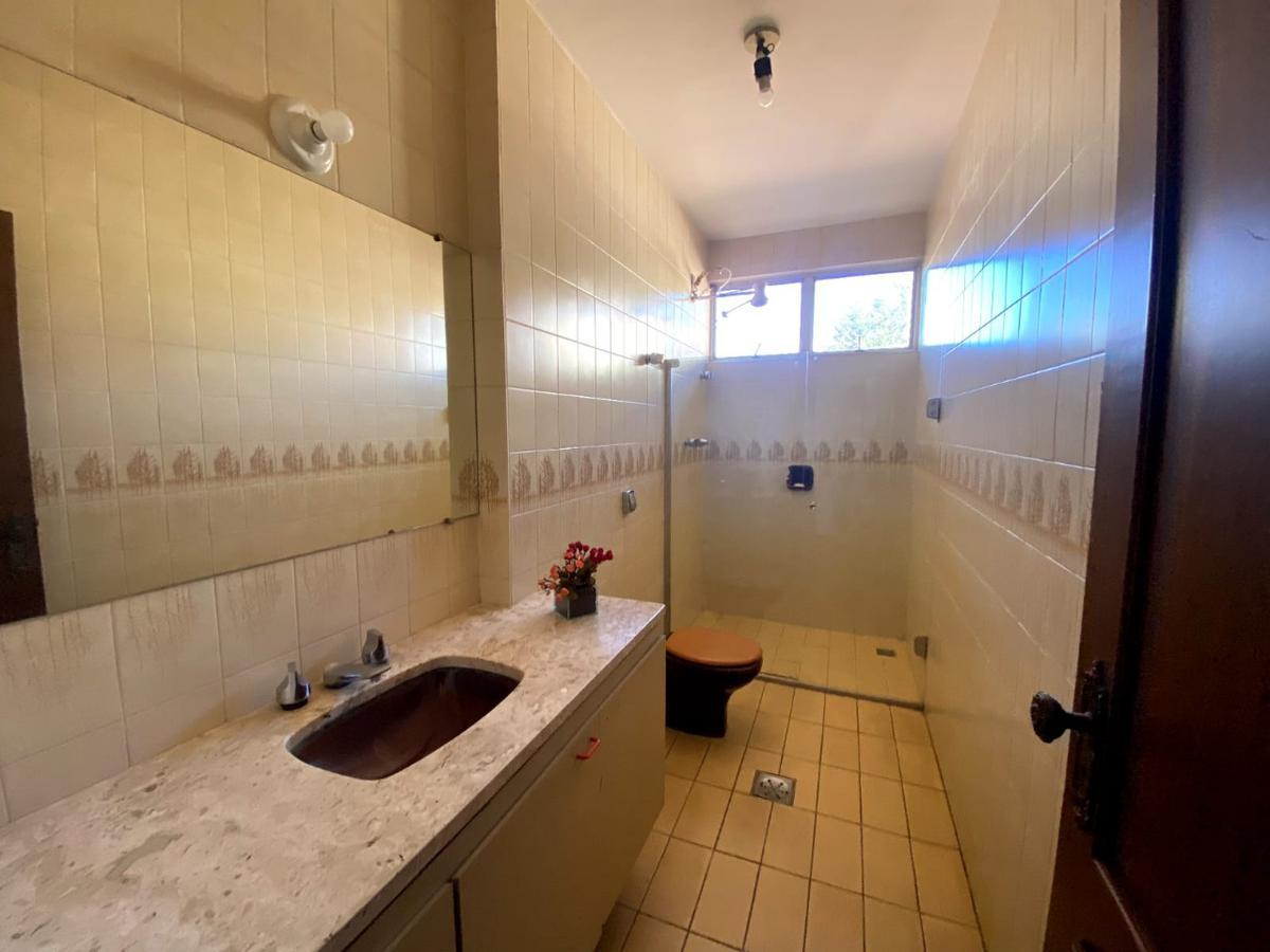 Casa, São José, 6 Quartos, 4 Vagas, 2 Suítes