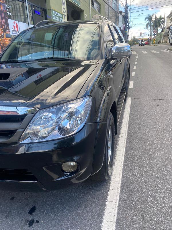 Toyota Hilux Sw4 Srv D4-d 4x4 3.0 Tdi Dies. Aut