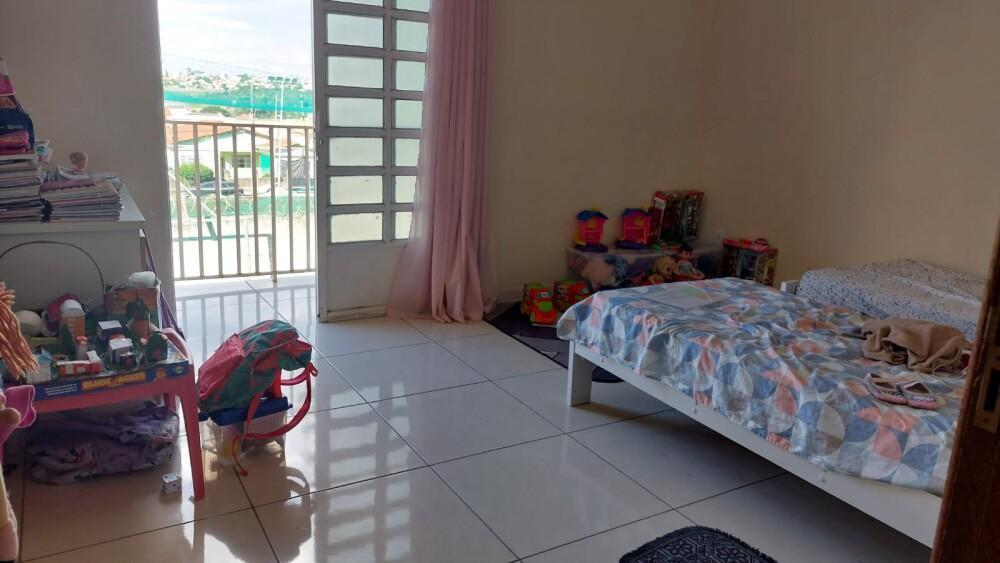 Casa, Santa Lúcia, 3 Quartos, 4 Vagas, 1 Suíte