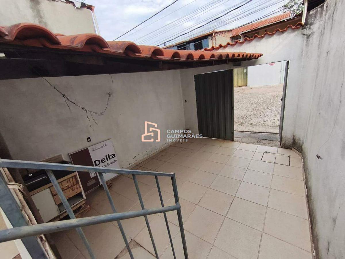 Casa, Solar do Barreiro, 2 Quartos, 1 Vaga