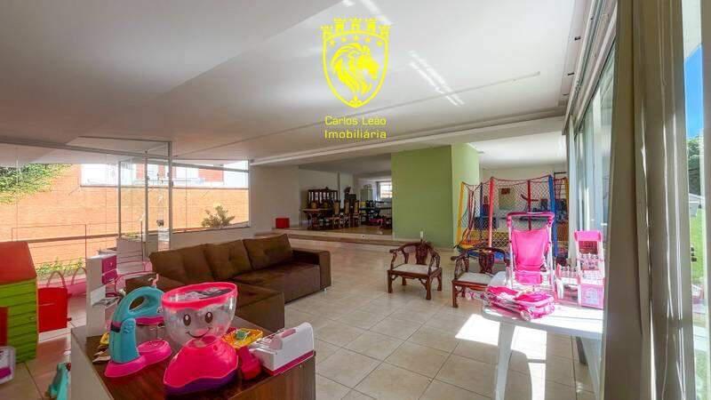 Casa, Vila Paris, 6 Quartos, 7 Vagas, 2 Suítes