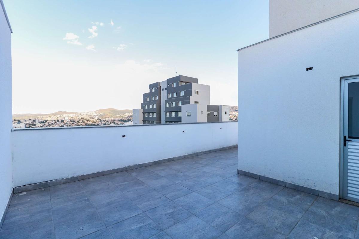 Cobertura, Sagrada Família, 2 Quartos, 2 Vagas, 1 Suíte