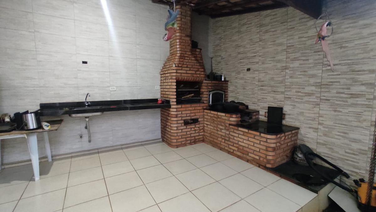 Casa, Cabral, 4 Quartos, 10 Vagas, 1 Suíte