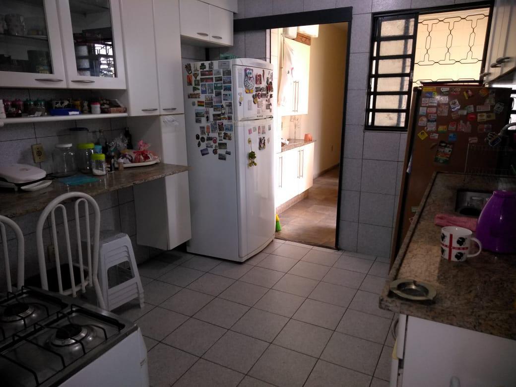 Casa, Santa Terezinha, 4 Quartos, 4 Vagas, 1 Suíte