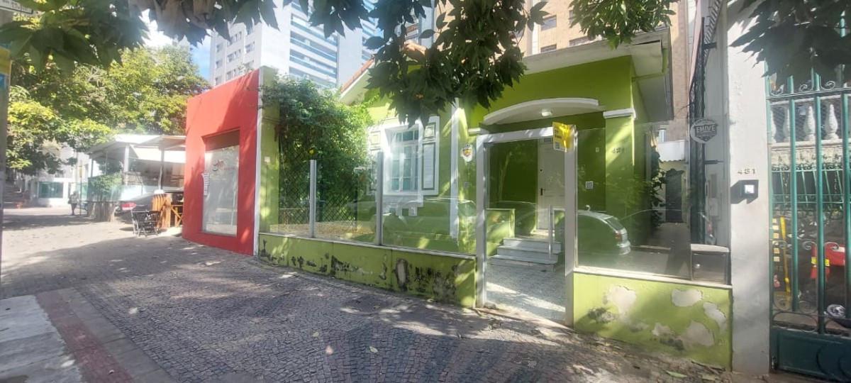 Casa Comercial, Funcionários, 0 Quarto, 0 Vaga