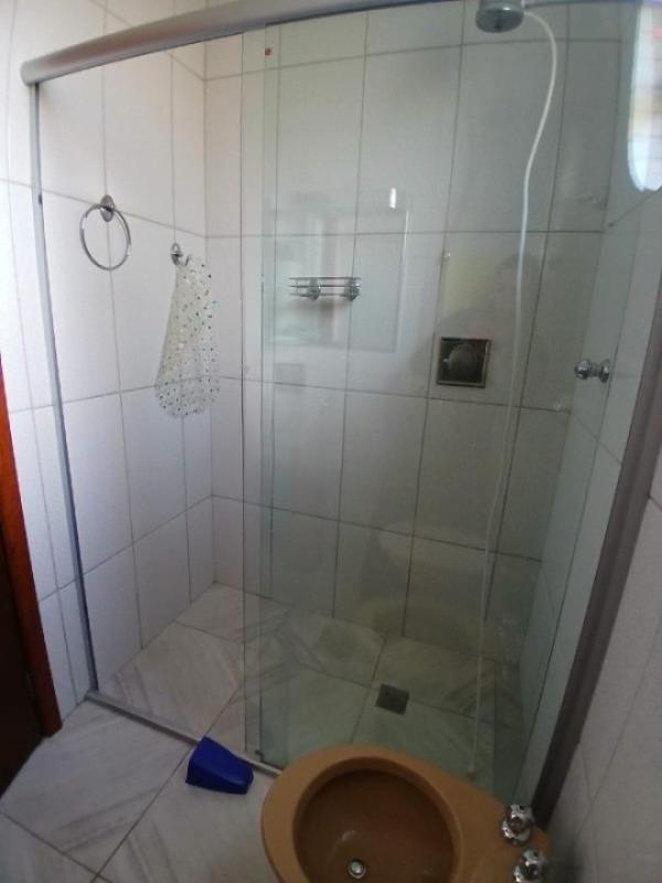 Casa, Milionários, 2 Quartos, 1 Vaga, 1 Suíte