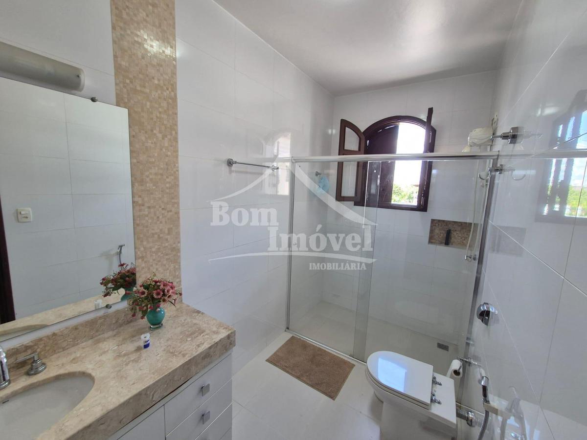 Casa, Centro, 0 Quarto, 0 Vaga