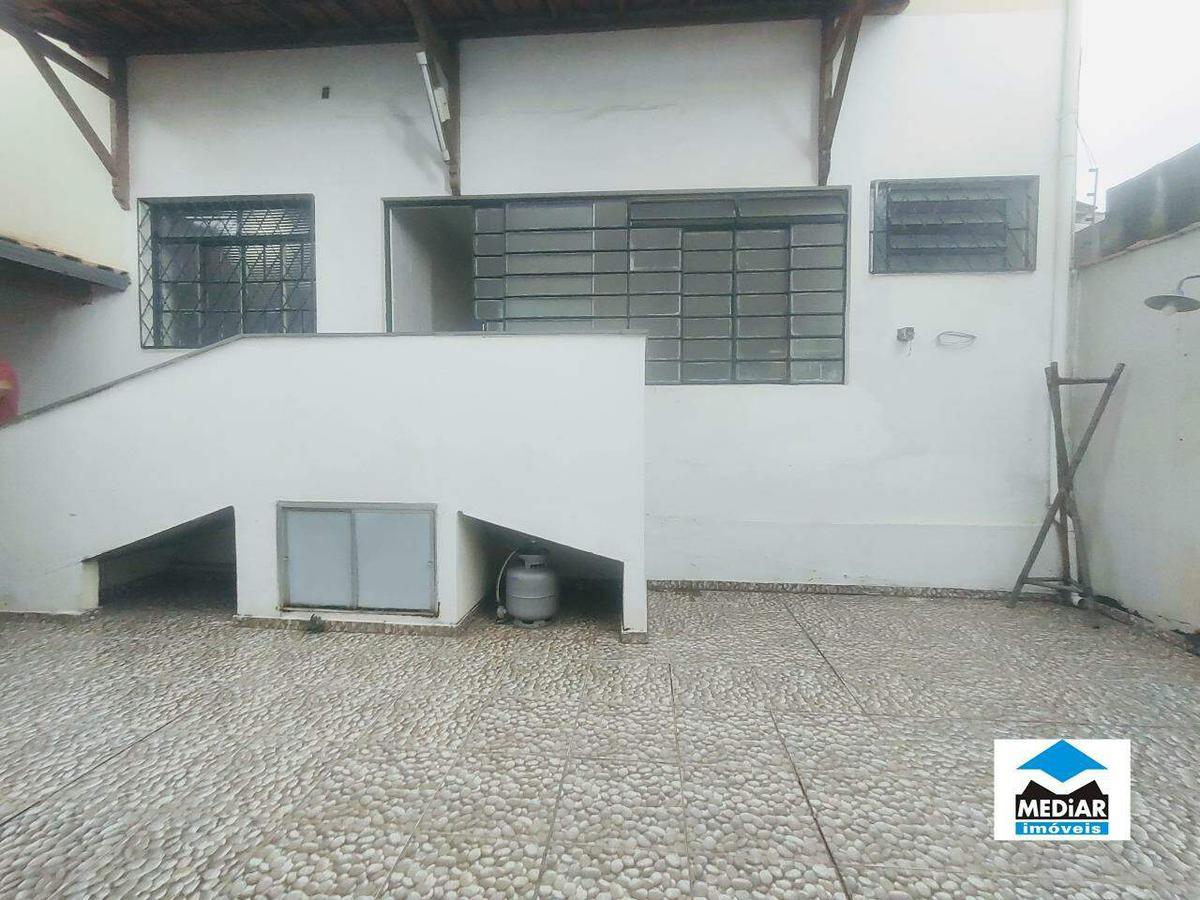 Casa, Colégio Batista, 6 Quartos, 4 Vagas, 2 Suítes